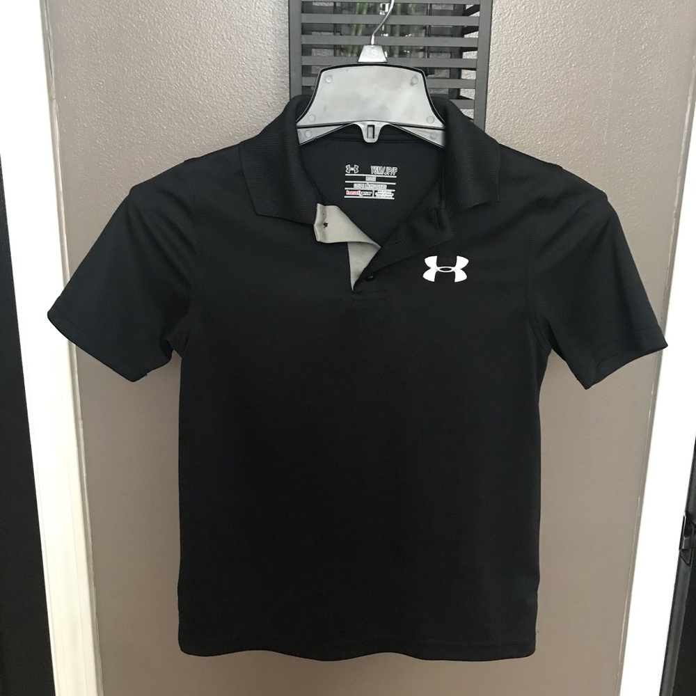 Boys Under Armour size 8